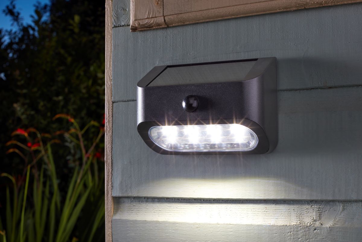 Gartenlicht PIR Sentinel 50L